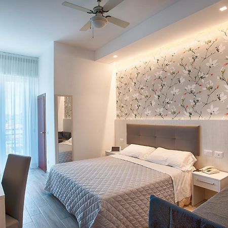 Hotel Mirabel Rimini Eksteriør billede