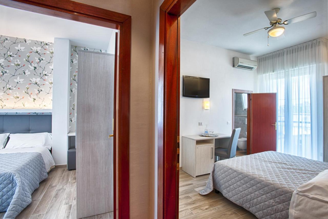 Hotel Mirabel Rimini Eksteriør billede