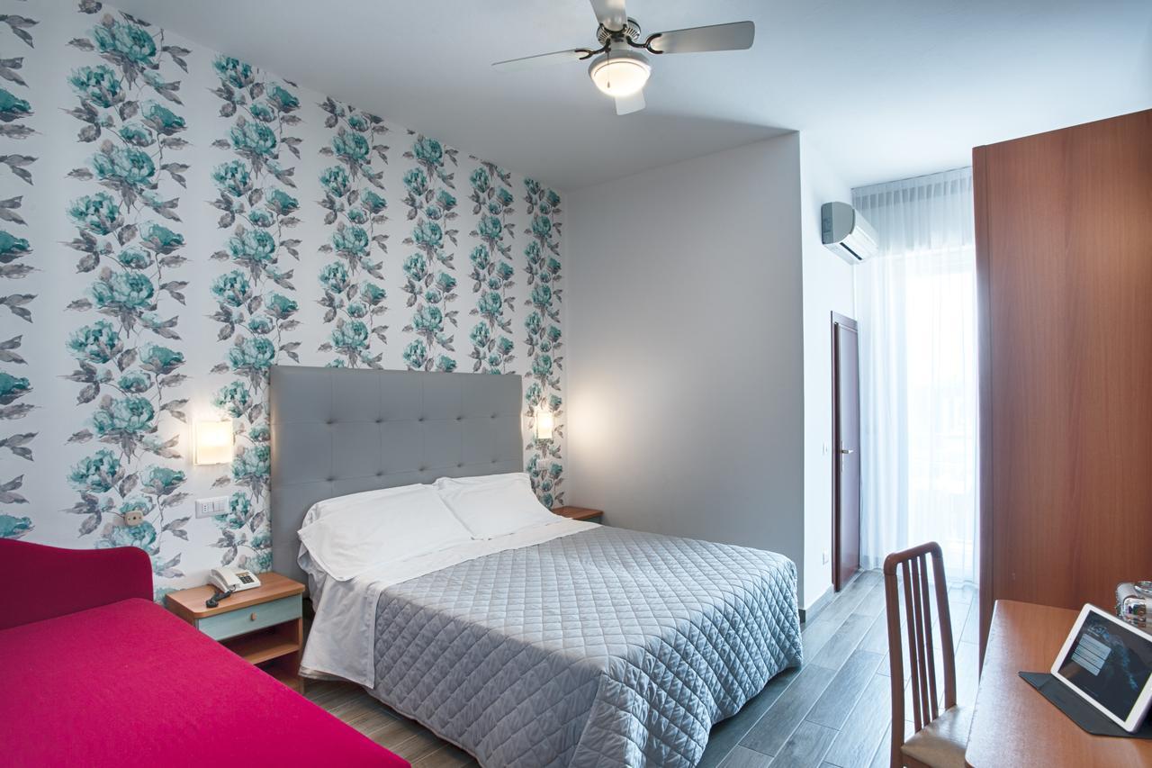 Hotel Mirabel Rimini Eksteriør billede